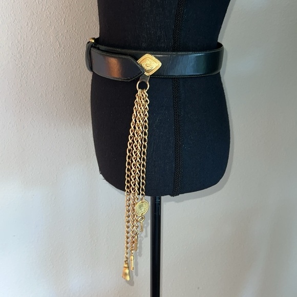 ESCADA Women’s Collaboration with Avignon Black Leather Belt Gilded Gold Charms main image 15